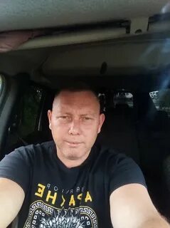 На какой улице жил башмаков