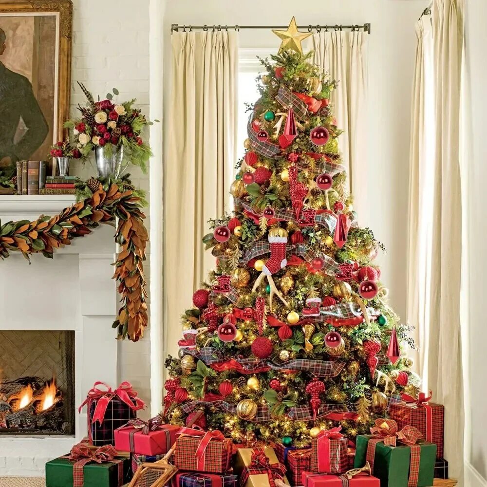 Декор под елку. Новогодняя елка. Красивая Новогодняя елка. Новогодние елки и игрушки. Новогодняя елка с подарками.
