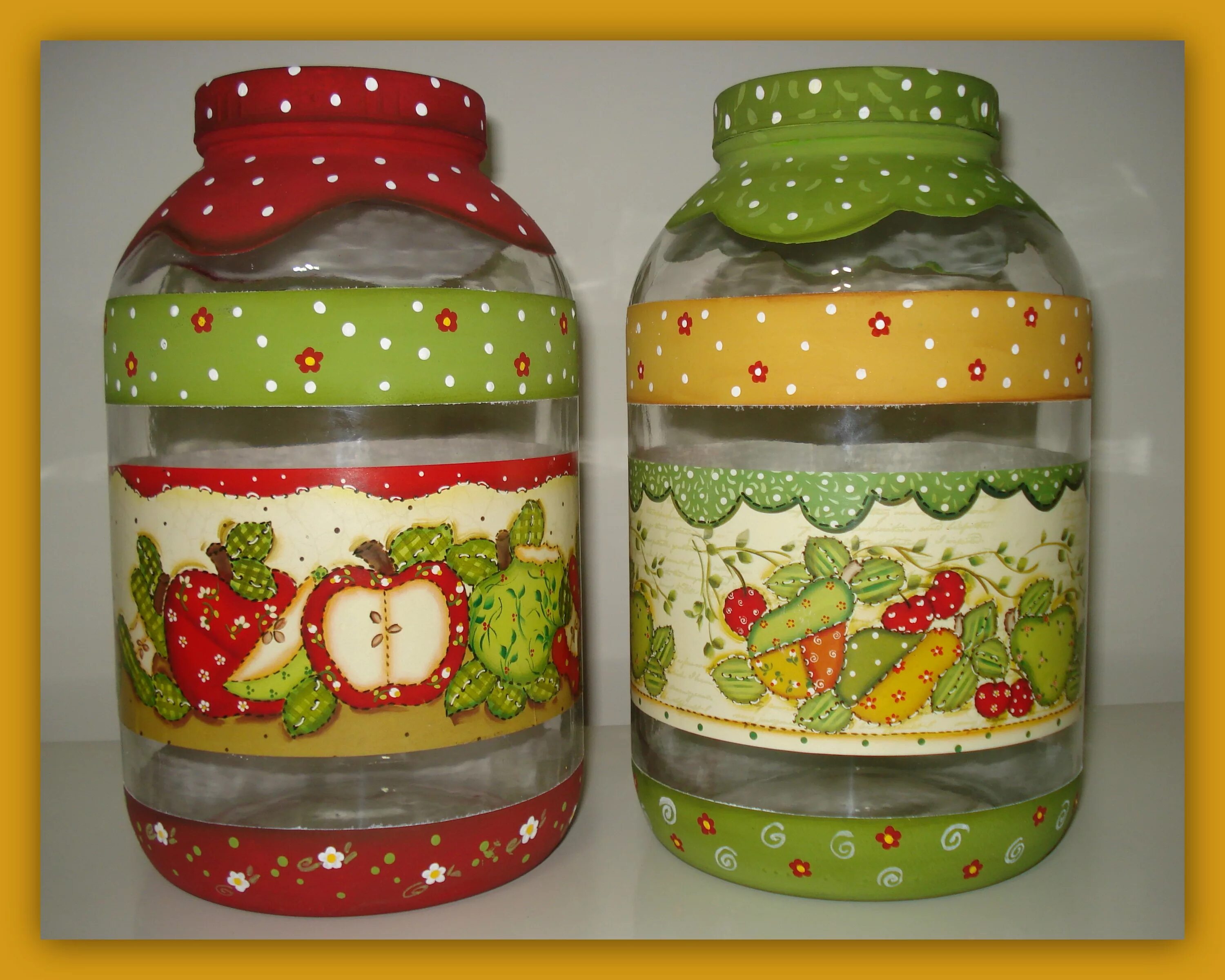 из пластиковых банок своими руками. из пластиковых банок своими руками. украсить баночку. из пластиковых банок своими руками. украшение банки.