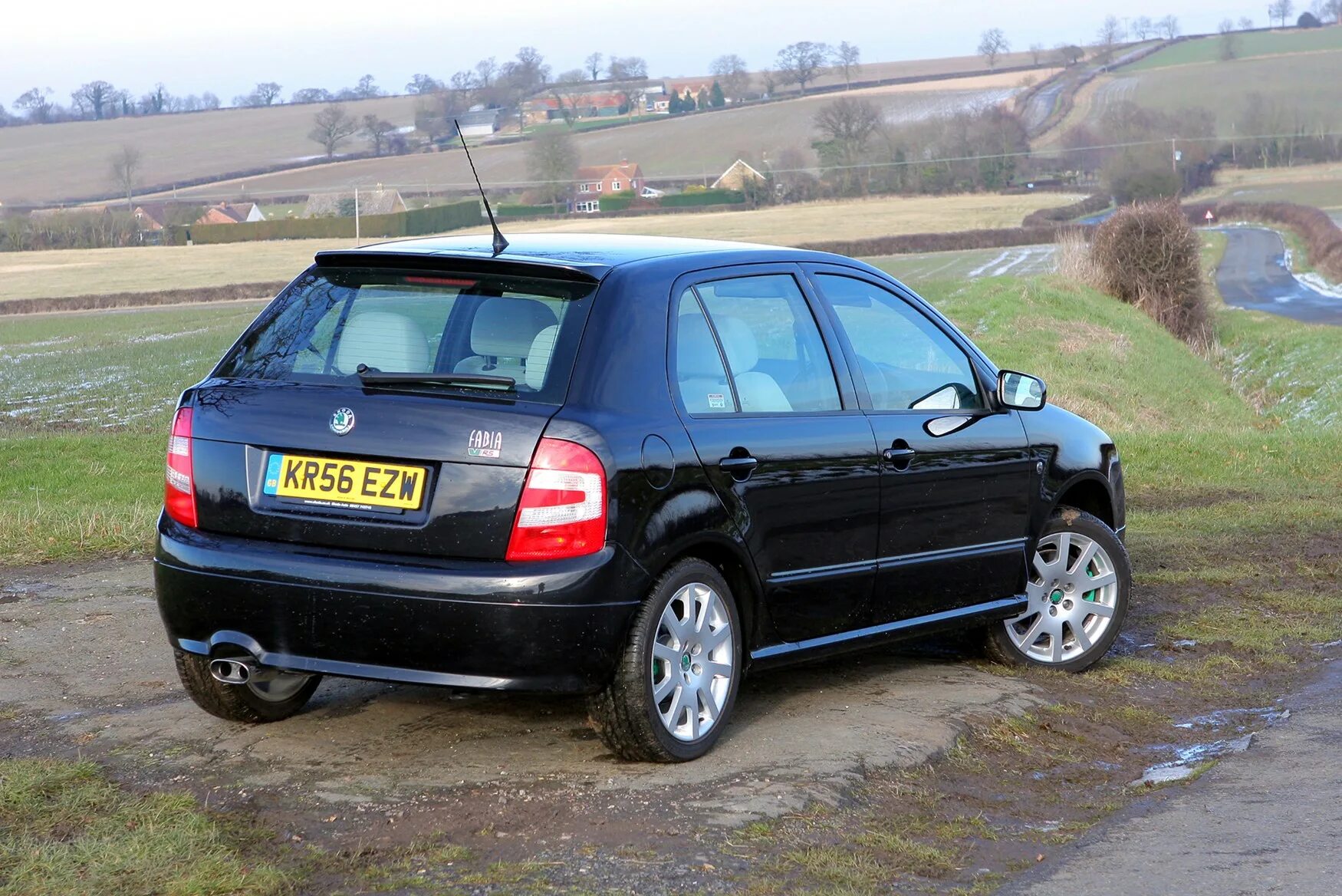 Skoda fabia 2003 года. Skoda fabia rs 2003. skoda fabia rs 2005. skoda fabia rs 2007. шкода фабия 1 2005.