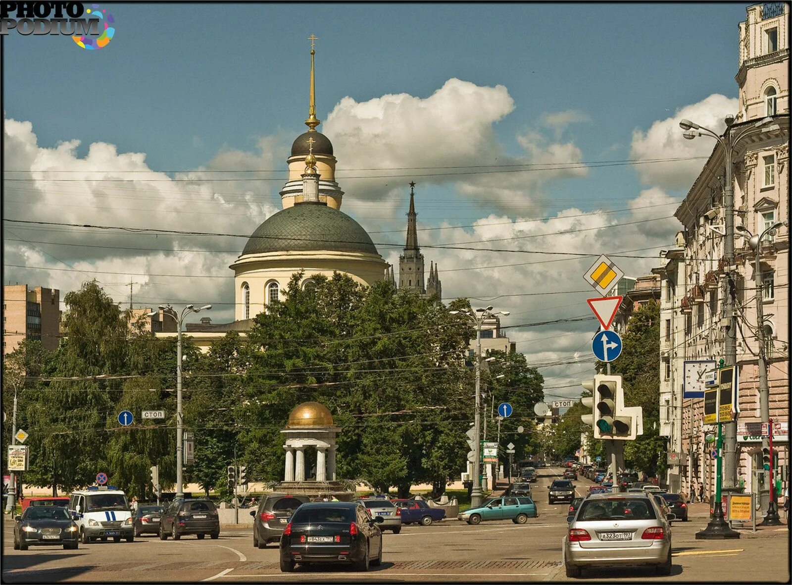 Никитские ворота москва. Никитская площадь в москве. никитские ворота. никитские ворота сверху.