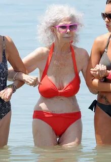 Duchess of Alba, 87, vacations in Ibiza, but where is her boy-toy husband? 