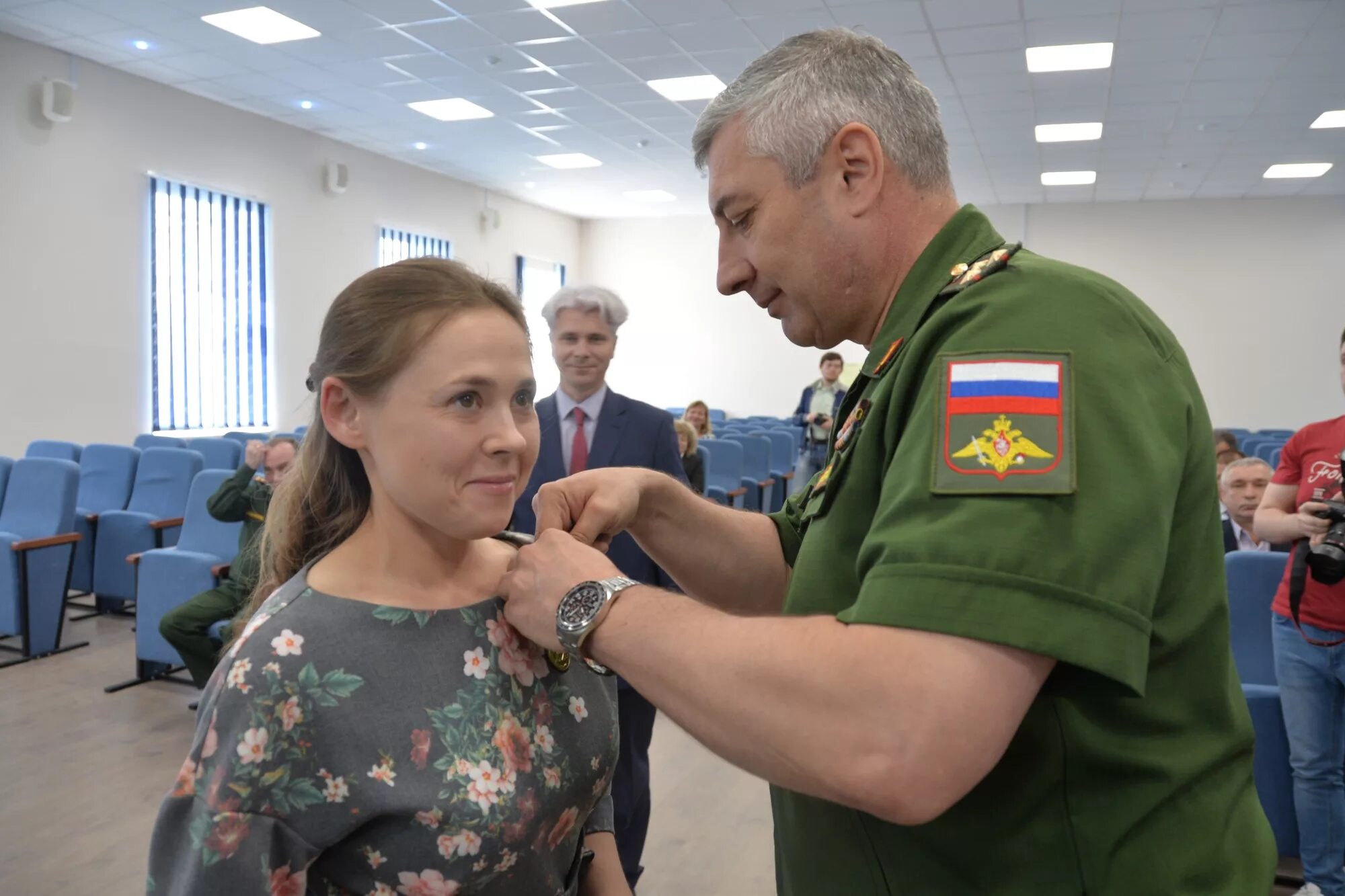 Сотрудников оборонных предприятий. Сотрудники оборонных предприятий.