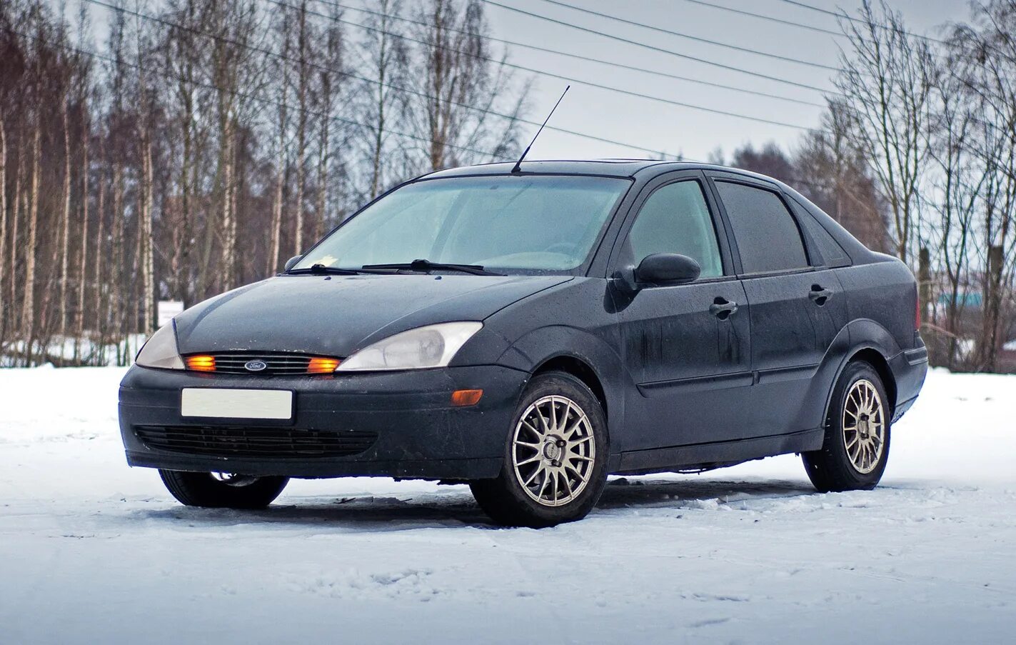 Форд фокус 1 американец. Форд фокус 1 седан. Форд фокус 1 поколение 2004