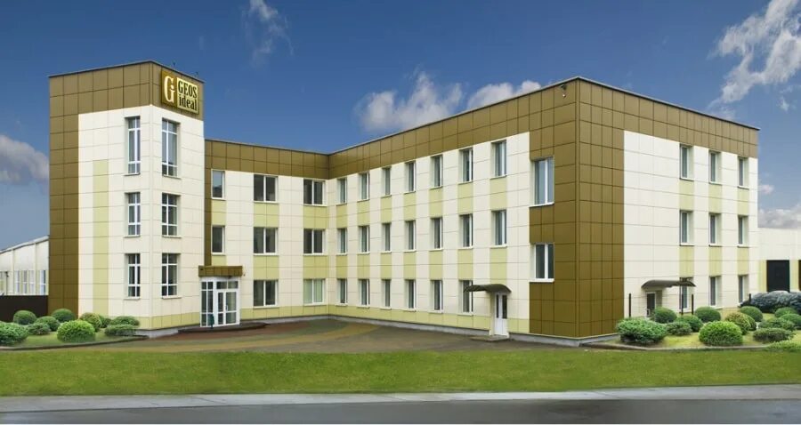 Ул коммунальная д 10 смоленск. Идеал смоленск. Строительный магазин внутри. Роксет адамас тула команда. Идеал смоленск.