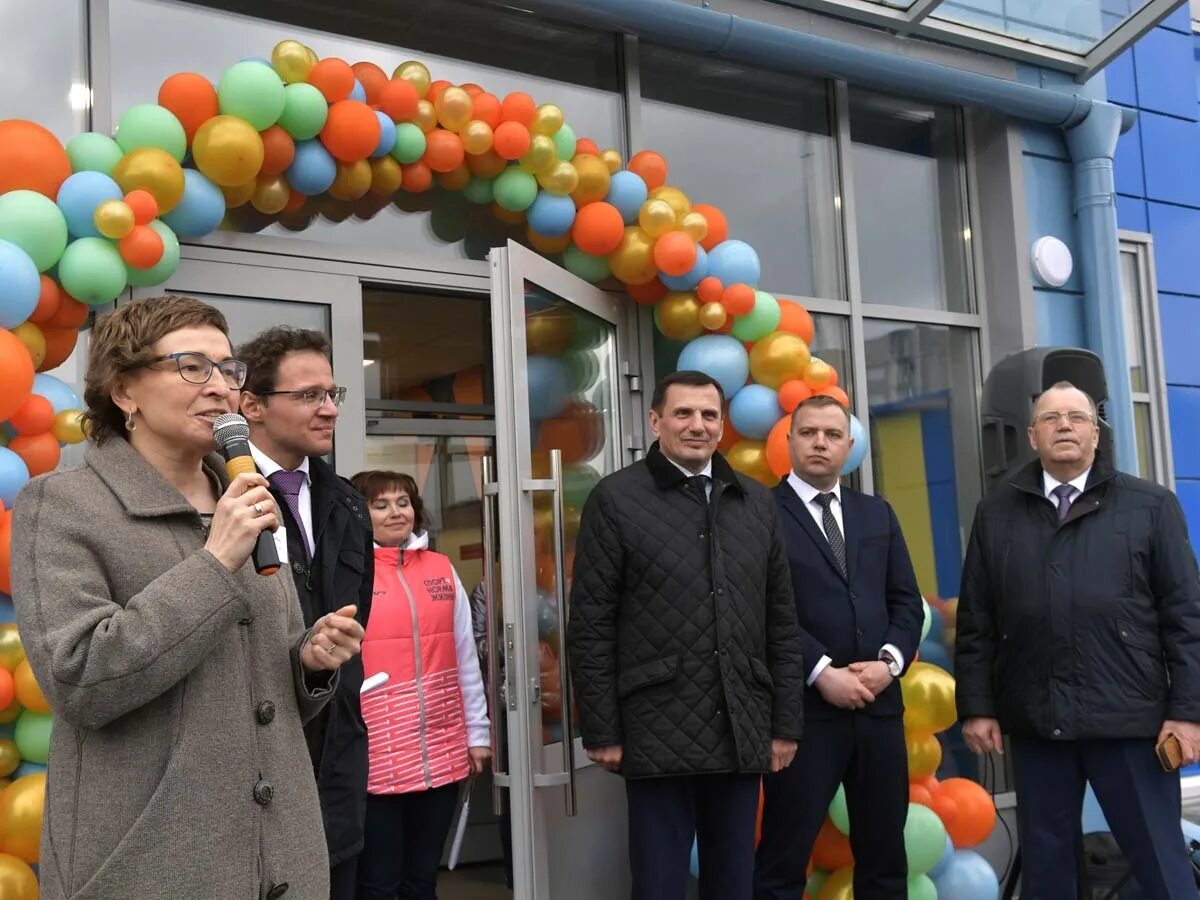 Бассейн в коле. Гольфстрим мурманск бассейн. бассейн гольфстрим кола. спортклуб гольфстрим мурманск. гольфстрим мурманск спортивный комплекс.