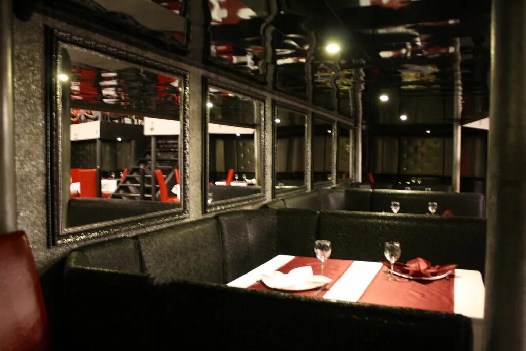 Ресторан легенда котлас. Ресторан родня котлас. Котлас рестораны. Котлас рестораны. Урицкого 10 котлас.