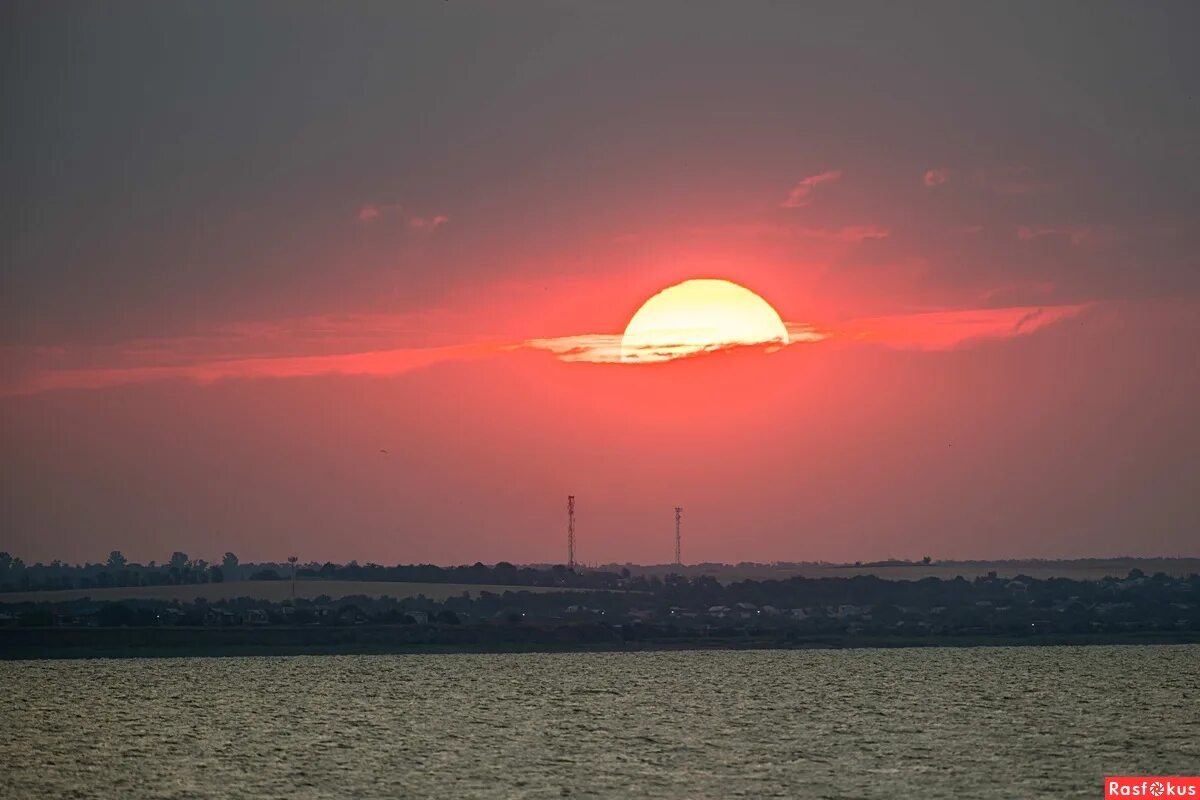 Камышин рассвет. Восход солнца таганрог. Восход солнца таганрог. Партенит рассвет. Анапа закат солнца.