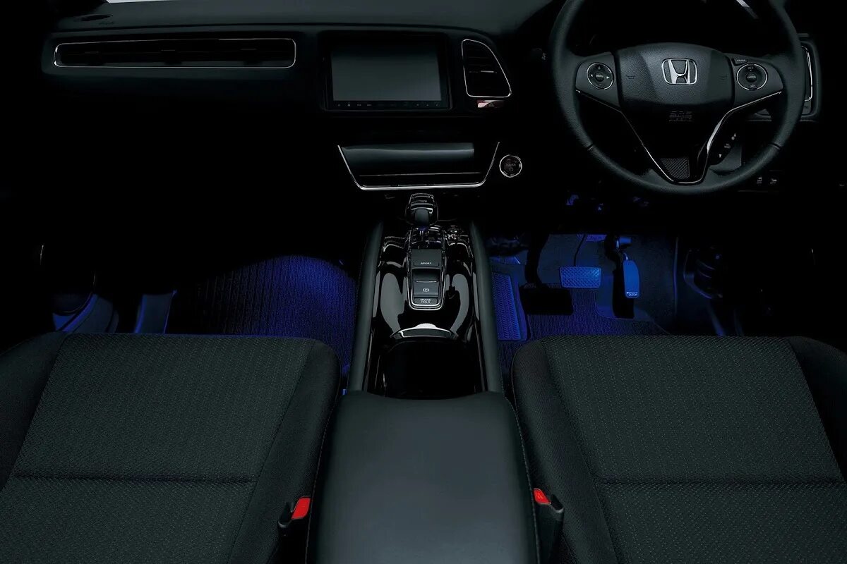 Honda vezel салон. Хонда везел печка. Хонда везел печка. Хонда везел гибрид салон. Honda vezel 2024.
