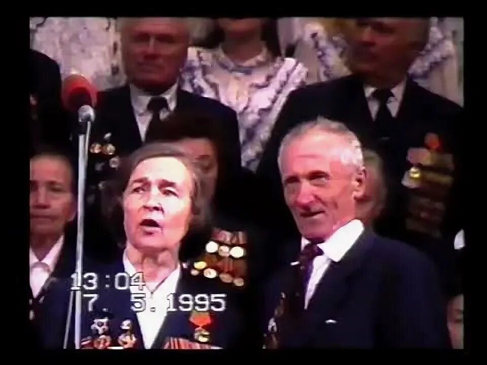 Текст песни ордена не продаются. Песня ордена. Бабушка надела ордена автор. Старушки веселушки из финист ясный. Ветераны надели ордена.
