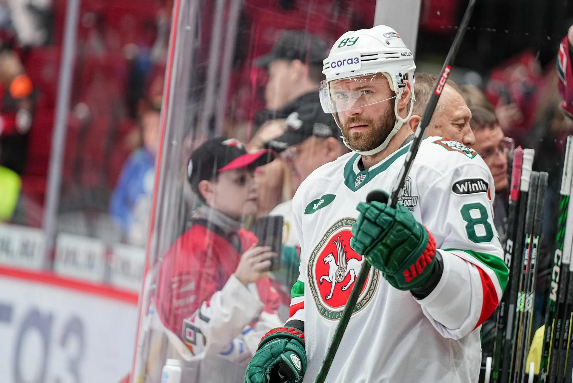 Фото хоккеистов. Лукоянов хоккеист ак барс. Лукоянов ак барс. Лукоянов ак барс. Лукоянов ак барс.