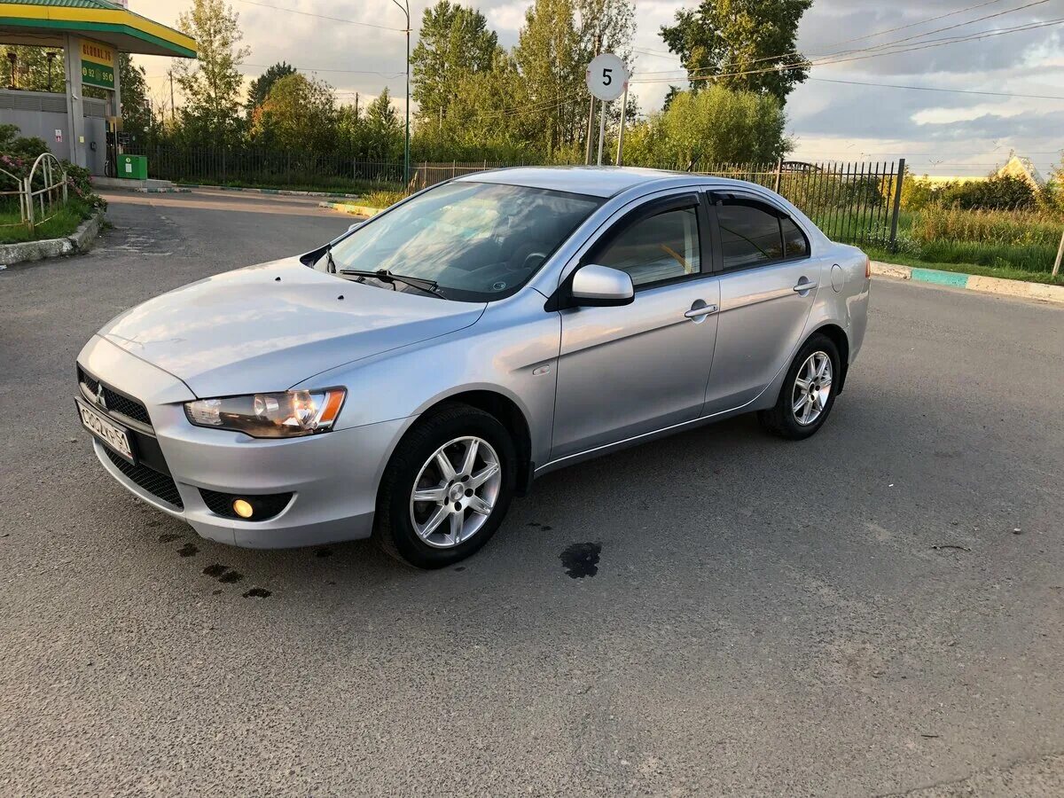 Мицубиси 2009 года. Mitsubishi lancer 2009. mitsubishi lancer x 2009. митсубиси лансер 2009 седан. mitsubishi лансер 2009.