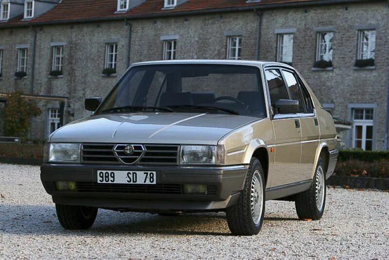 0 альфа 90. Alfa Romeo 90. Альфа Ромео 90. Alfa Romeo 90х. Альфа Ромео 90 1983.
