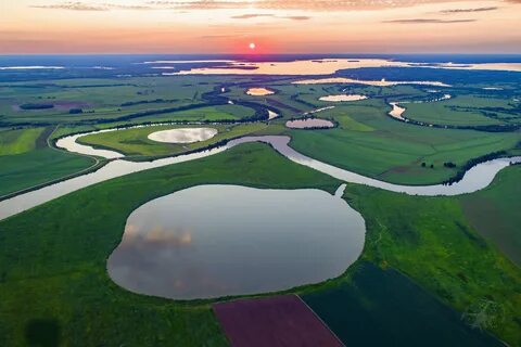 В какой водоем впадает река лена пересыхает