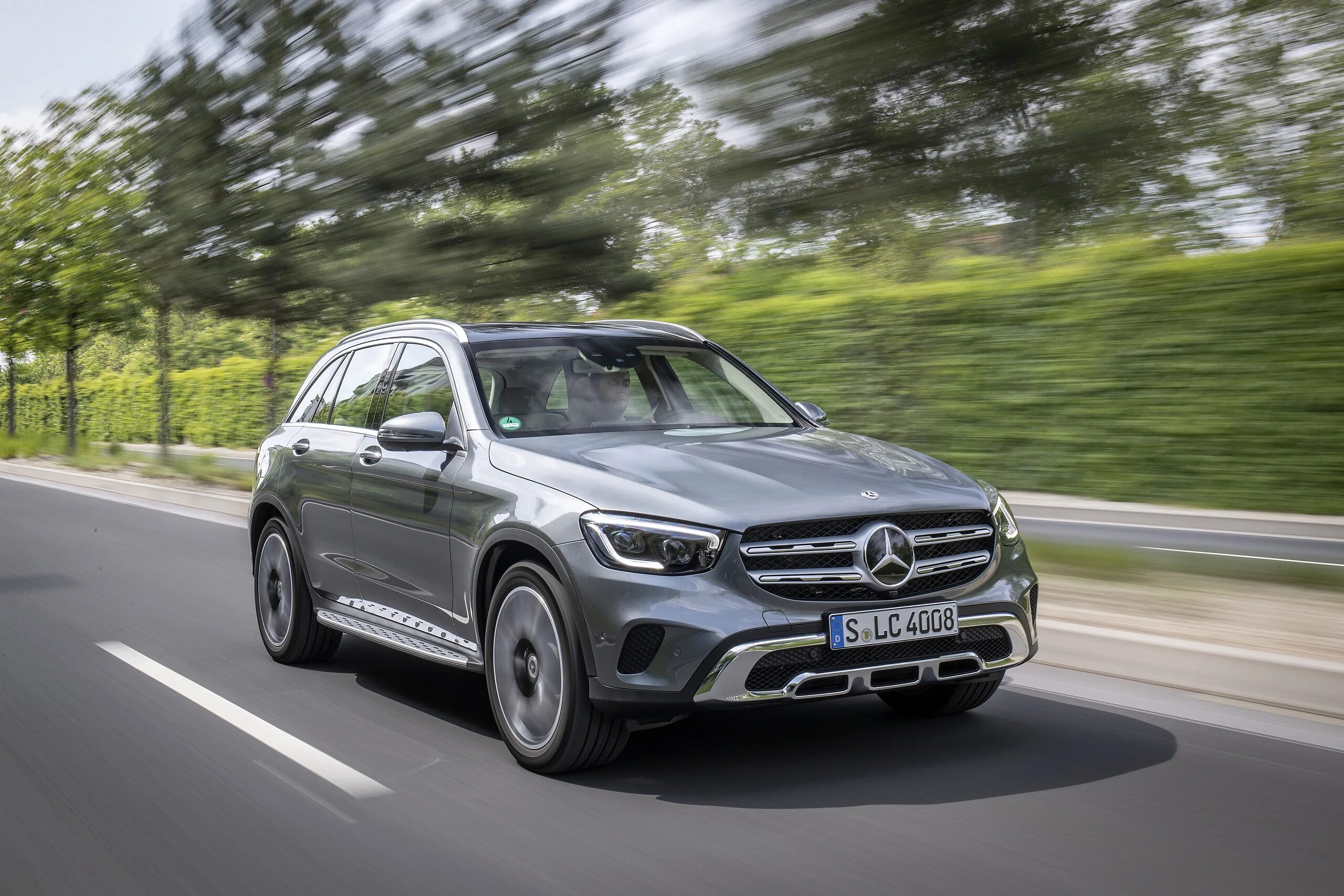 Glc mm. Мерседес glc 2025. мерседес глц 2025. мерседес кроссовер glc 2025. мерседес бенц glk 2025.