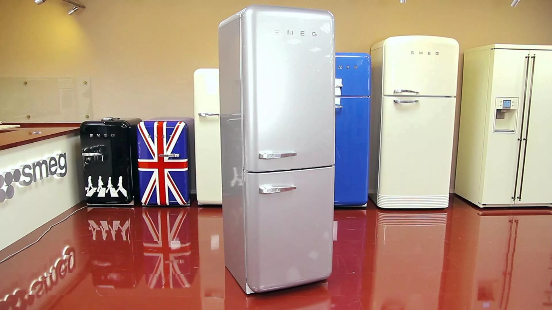 Холодильник smeg fab28lbl3. Много холодильников б/у. Продается холодильник. Холодильник либхер 5156 бежевый. Холодильник side-by-side daewoo 2х камерный.