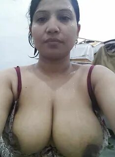 Hot Desi Bhabhi Sexy Tits Photos Indian Collection Free Download Nude Photo Gallery.