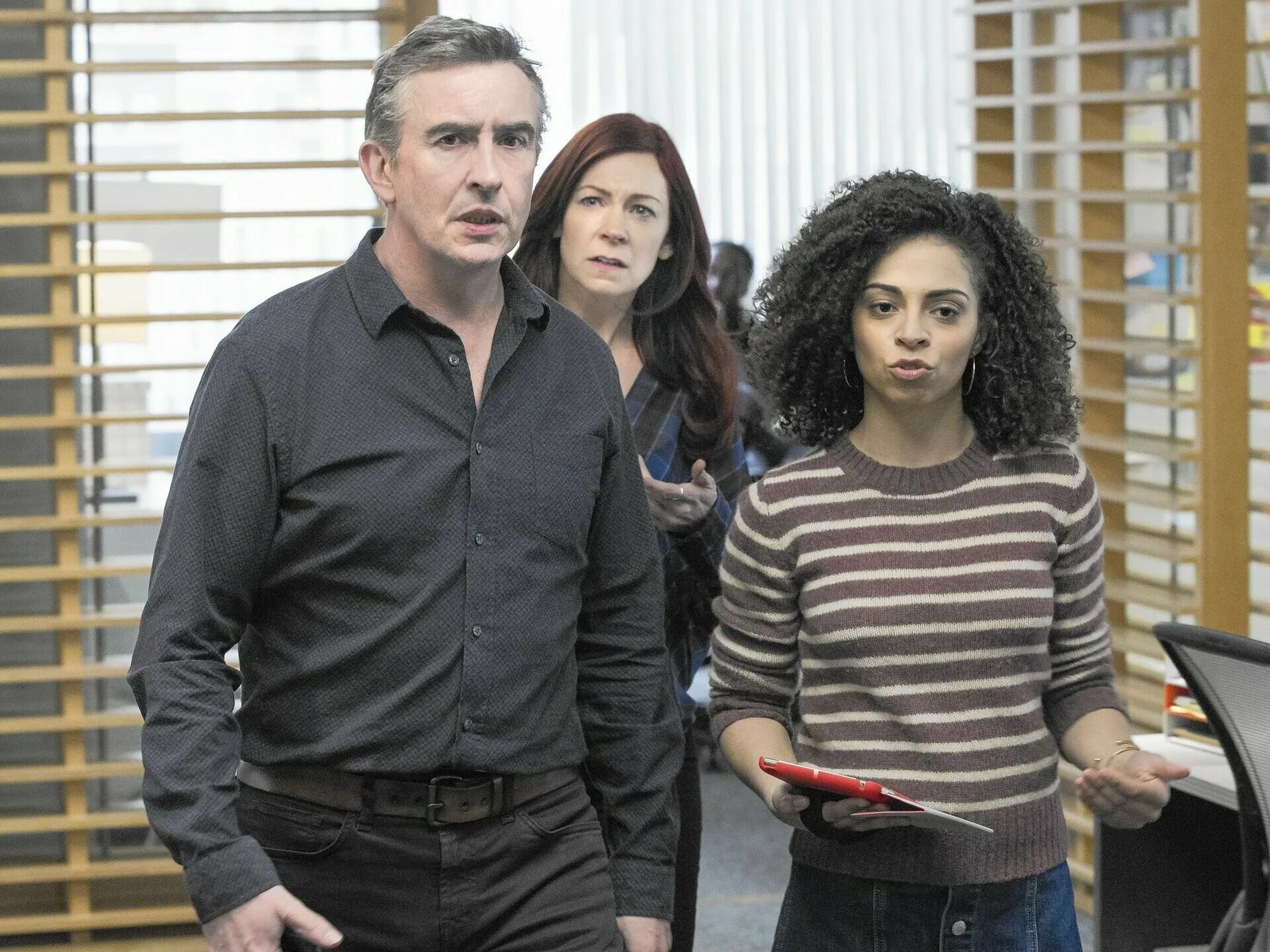 типа счастлива. типа счастлива. типа счастлива. девушка и мужчина. типа счастлива.