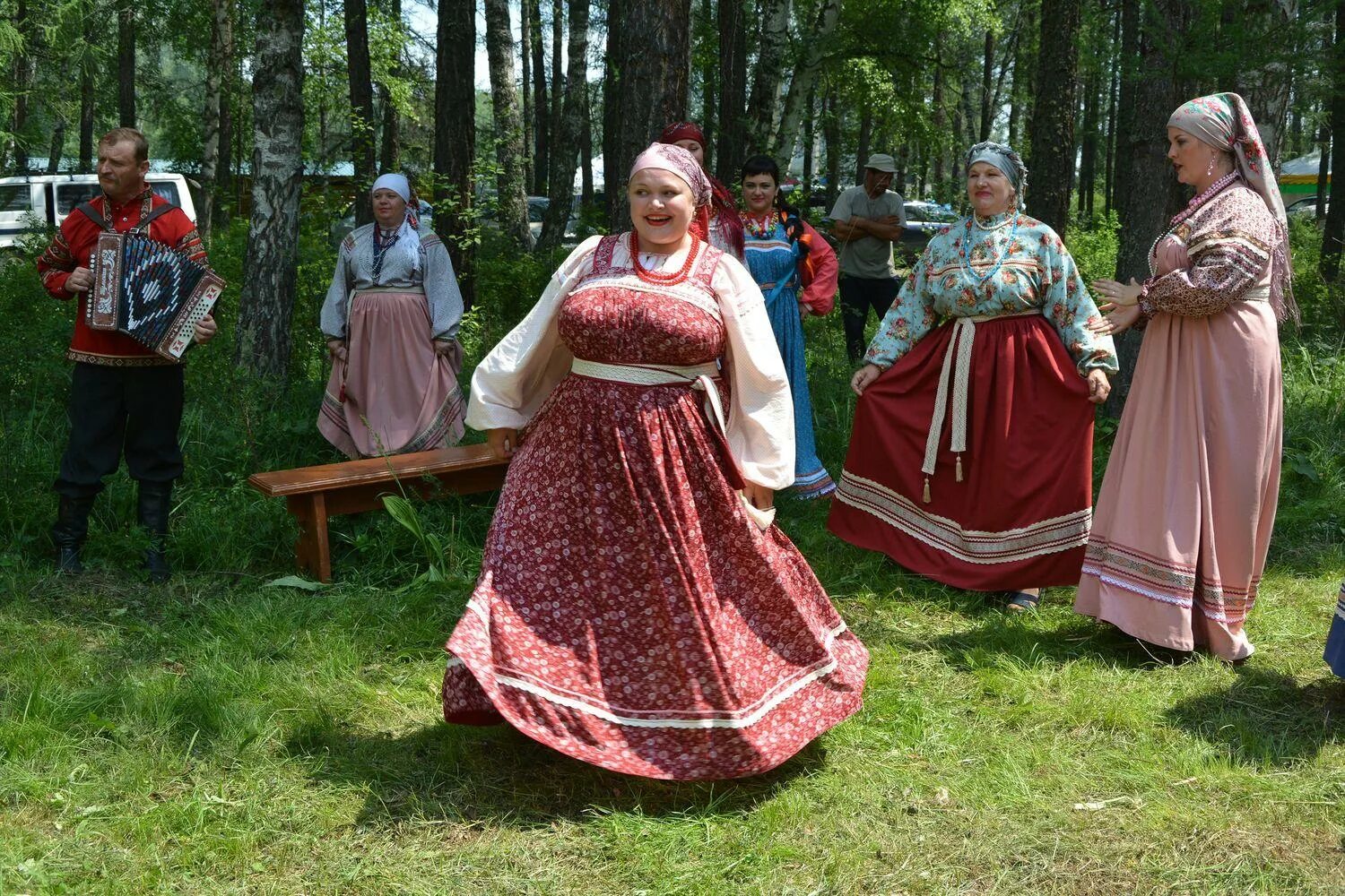 Фестиваль родники. Родники Алтая фестиваль. Родники Алтая Усть кокса. Фестиваль русского фольклора Родники Алтая. Родники Алтая праздник.