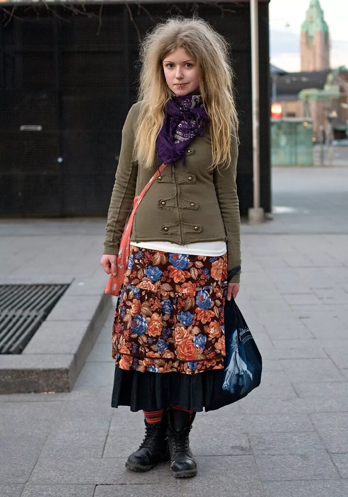 Покажи одетых. Уличная мода Финляндии. Некрасивая одежда. Некрасивый стиль одежды. Финская мода на улице.