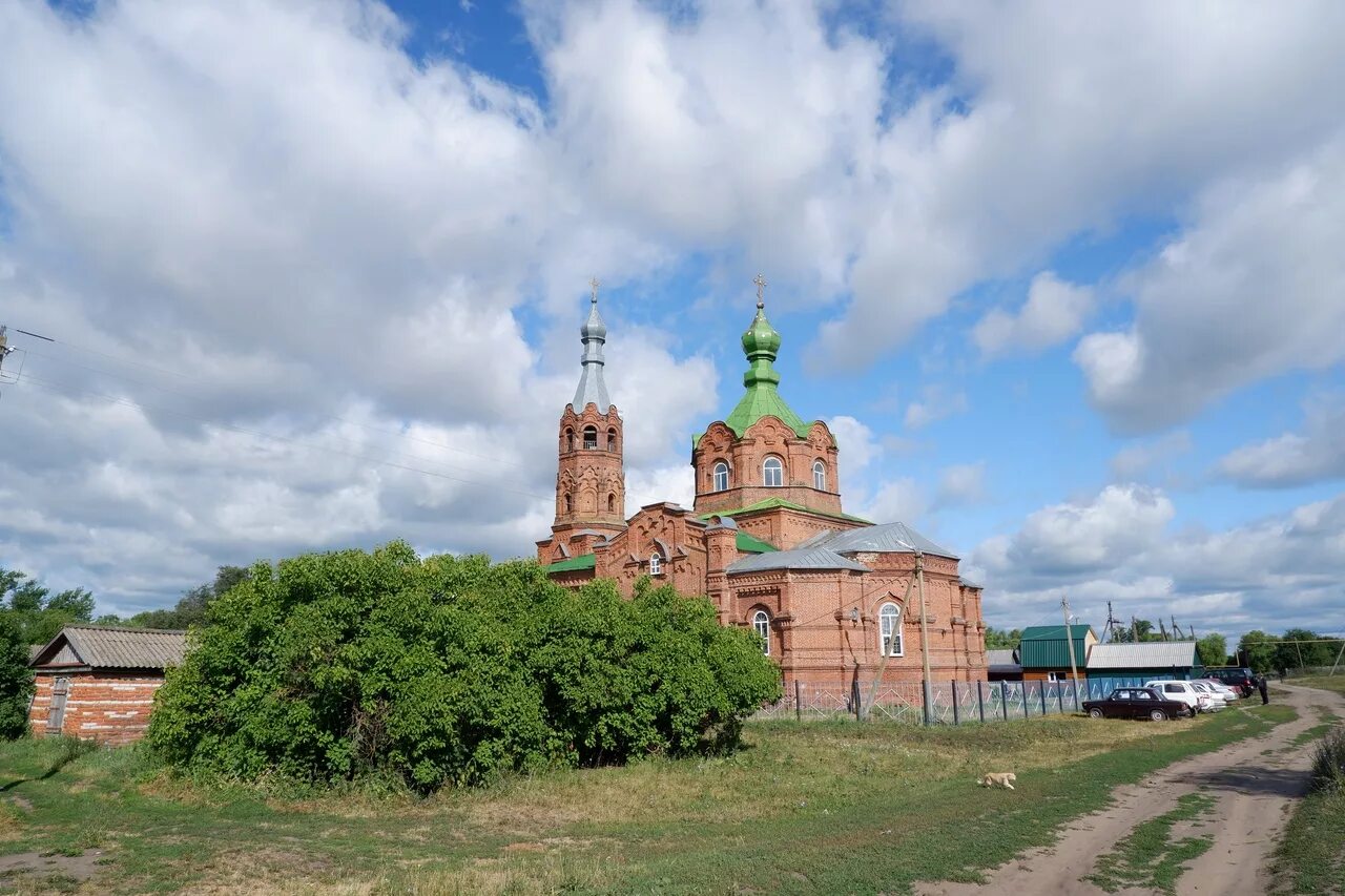 Погода в салтыково земетчинского. Красная Дубрава Пензенская область Земетчинский район. Красная Дубрава Копыльский район. Храм Салтыково Земетчинский район. Вяземка Пензенская область Земетчинский район Церковь.