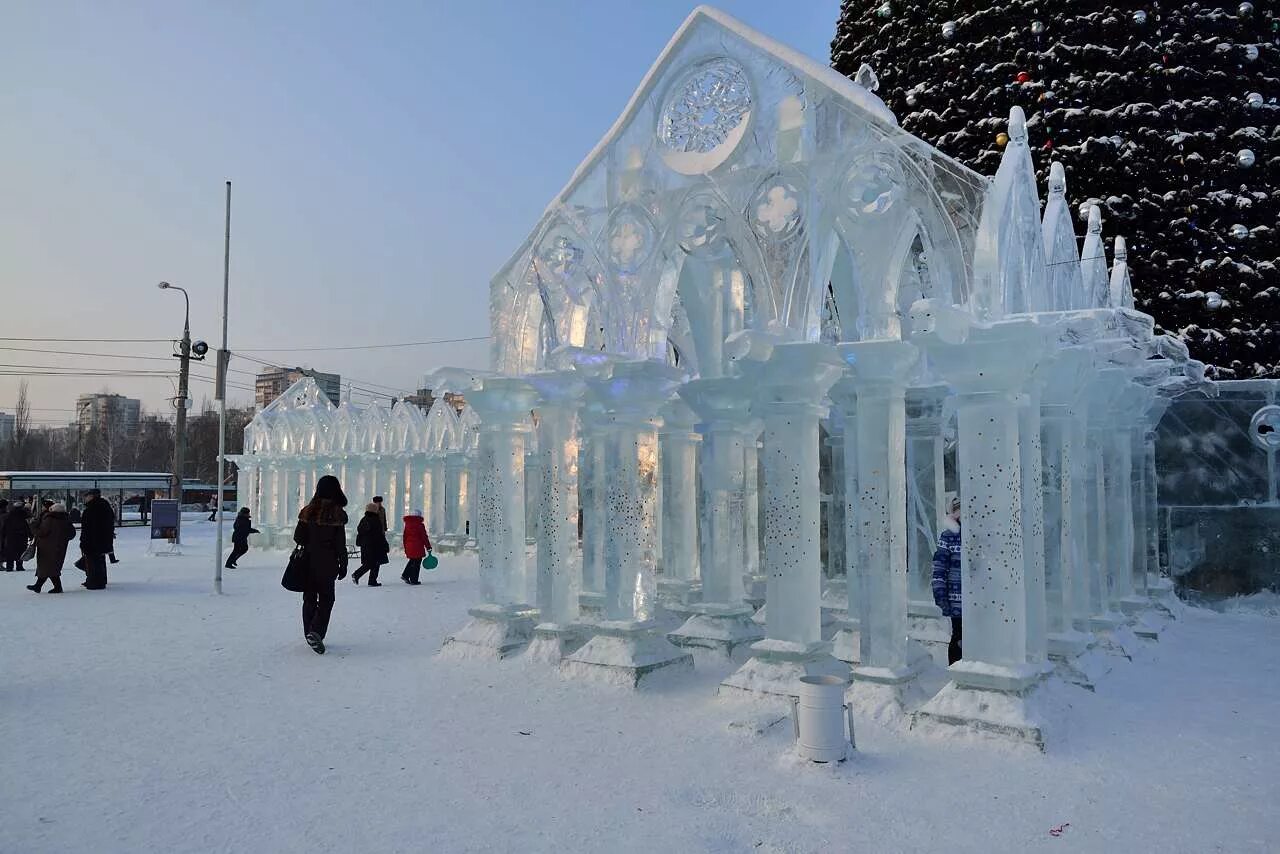 Харбин скульптуры изо льда. Зимнее сооружение. Иглу домик эскимоса. Ледяной городок пермь. Зимнее сооружение.