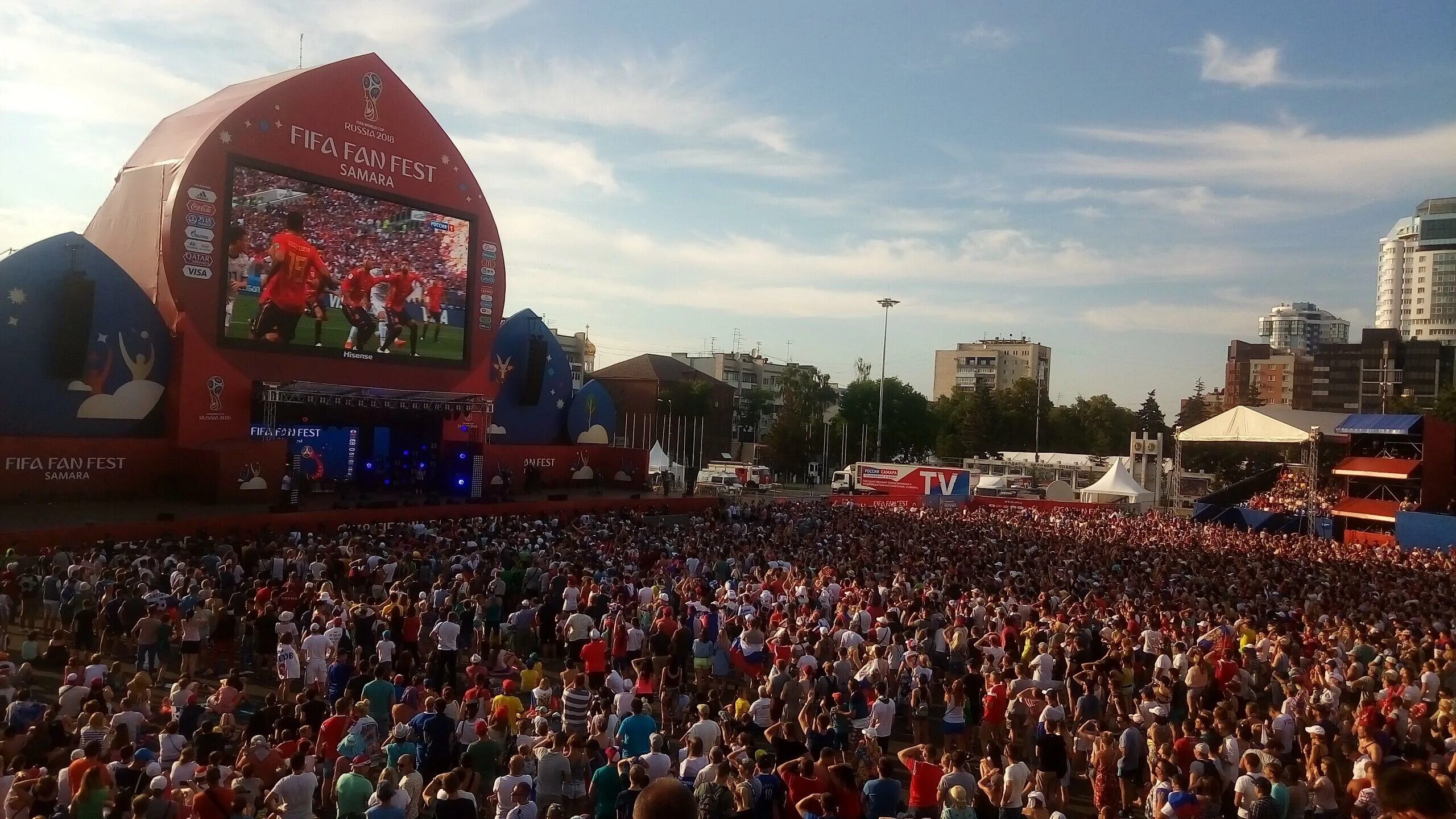 Фан зона альфа банка. Площадь Куйбышева Самара ЧМ 2018. Самара фан зона ФИФА 2018. Фан зона Ростов ЧМ 2018. FIFA Fan Fest 2018 Самара.