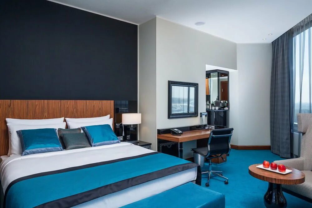 рэдиссон люкс в лондоне. отели рядом с рэдиссон. отели рядом с рэдиссон. Radisson resort вид из номера на рекуу. отель рэдиссон на киевской букинг.