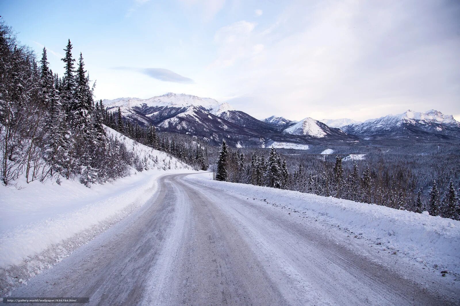Доусон Аляска. Шоссе Канада-Аляска. Аляска дорога. Автобанная Аляска.