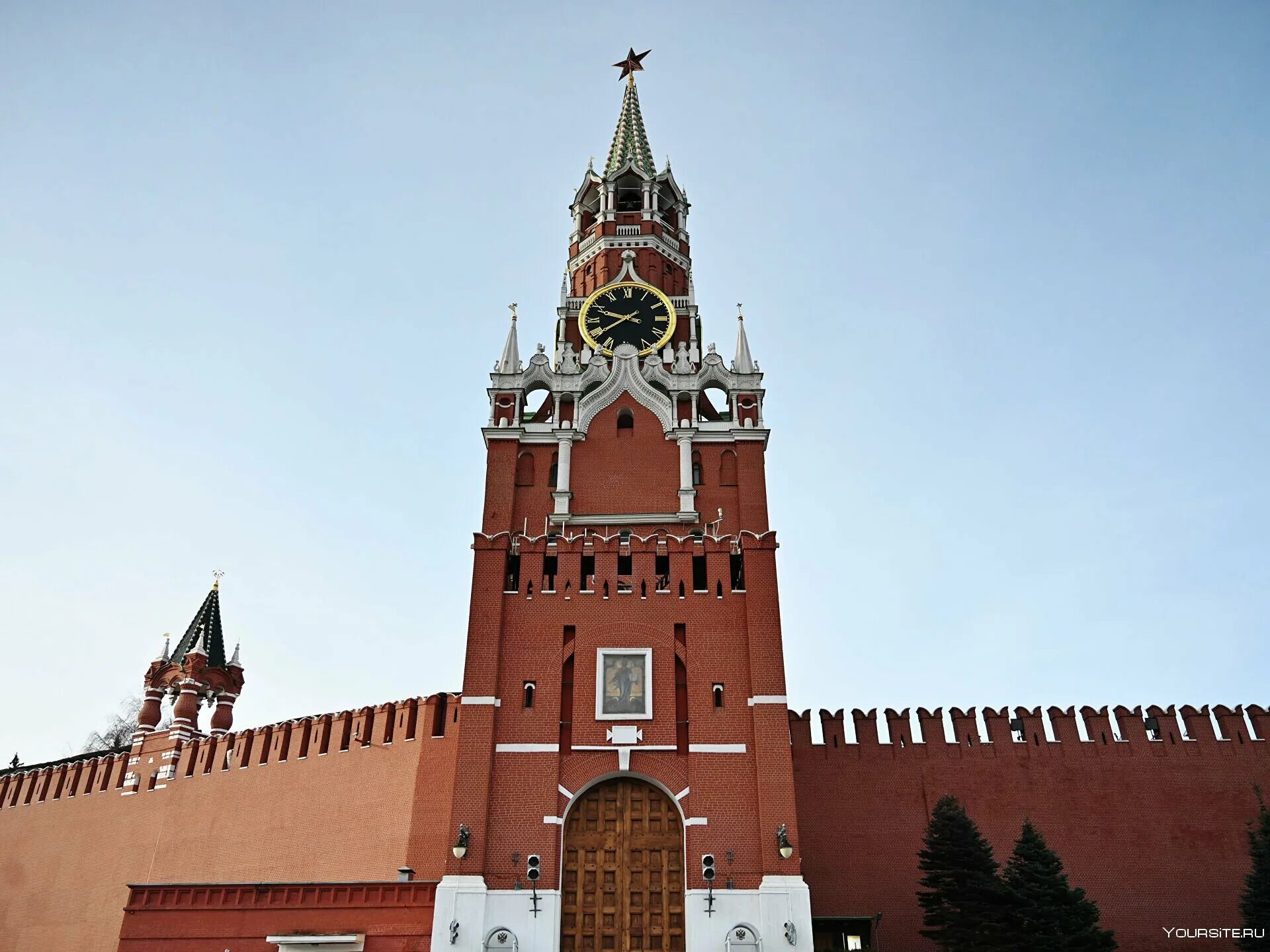 Какие есть башни кремля. Спасская башня кремля. спасская (фроловская) башня. фроловская башня московского кремля. спасской башне московского кремля.
