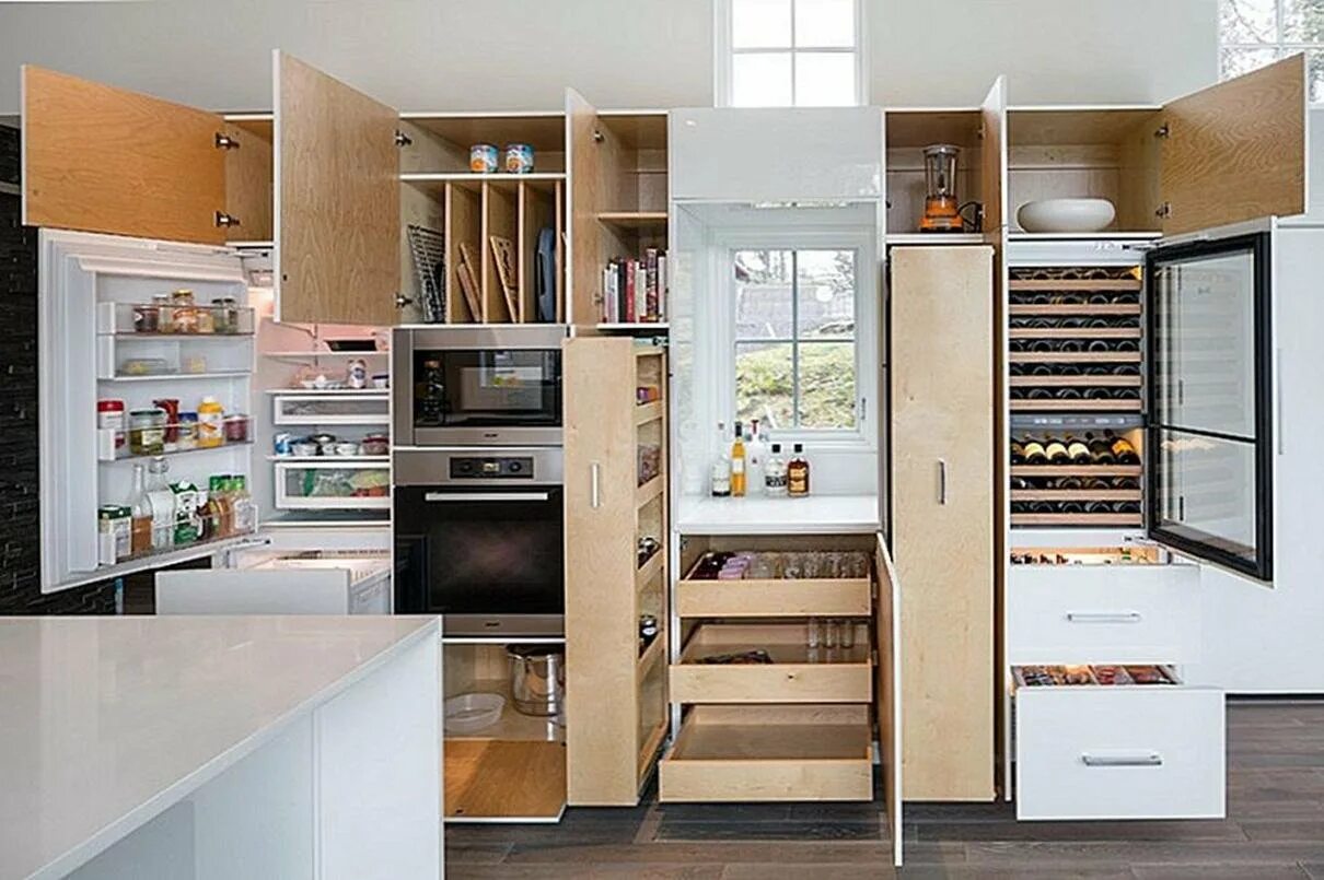 Какая кухня лучше и практичнее. Кухни удобные и практичные. Системы хранения для кухни. Функциональный кухонный гарнитур. Функциональные ящики на кухне.