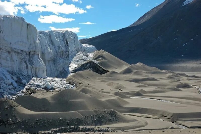 Самая сухая территория земли