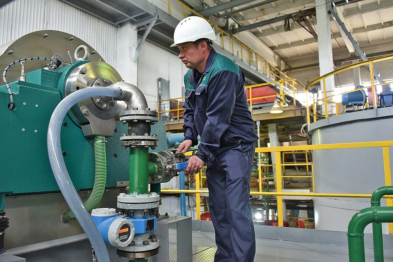 Запуск нового оборудования. Multicut 630/2000. Производство аккумуляторных батарей. Multicut 630. Запуск нового оборудования.