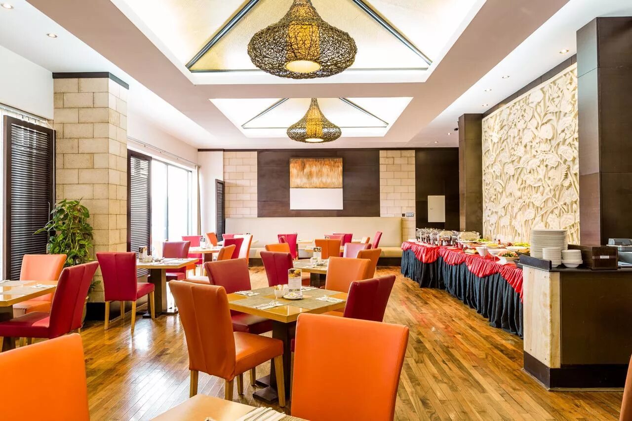 Park hotel apartments 3*. Rose park hotel dubai. Савой парк отель апартамент дубай. Park hotel apartments apartment. Arabian park hotel 3*.