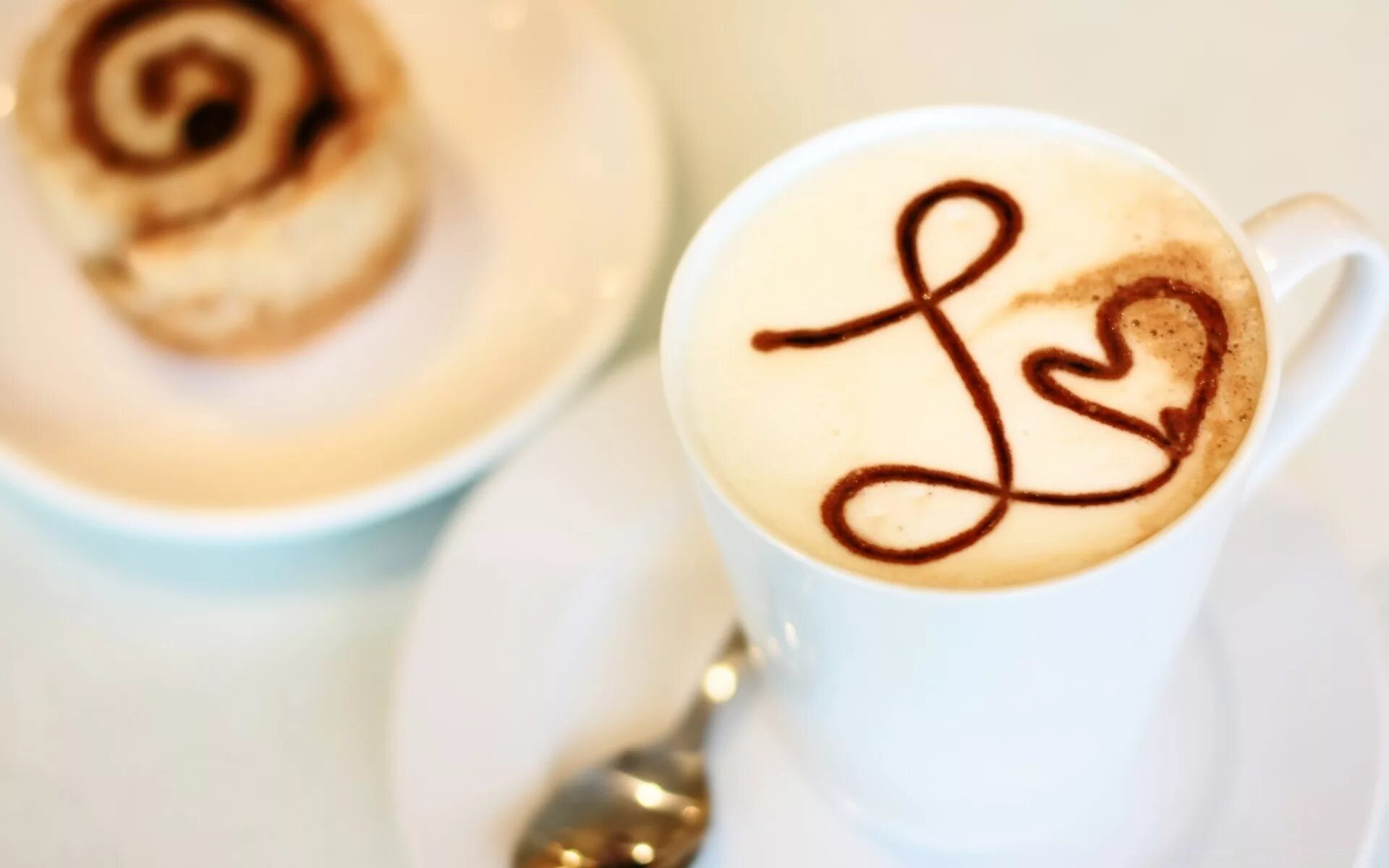 20 утра. Чашка кофе. Кофе сердце. Кофе с любовью. Утро кофе любовь.