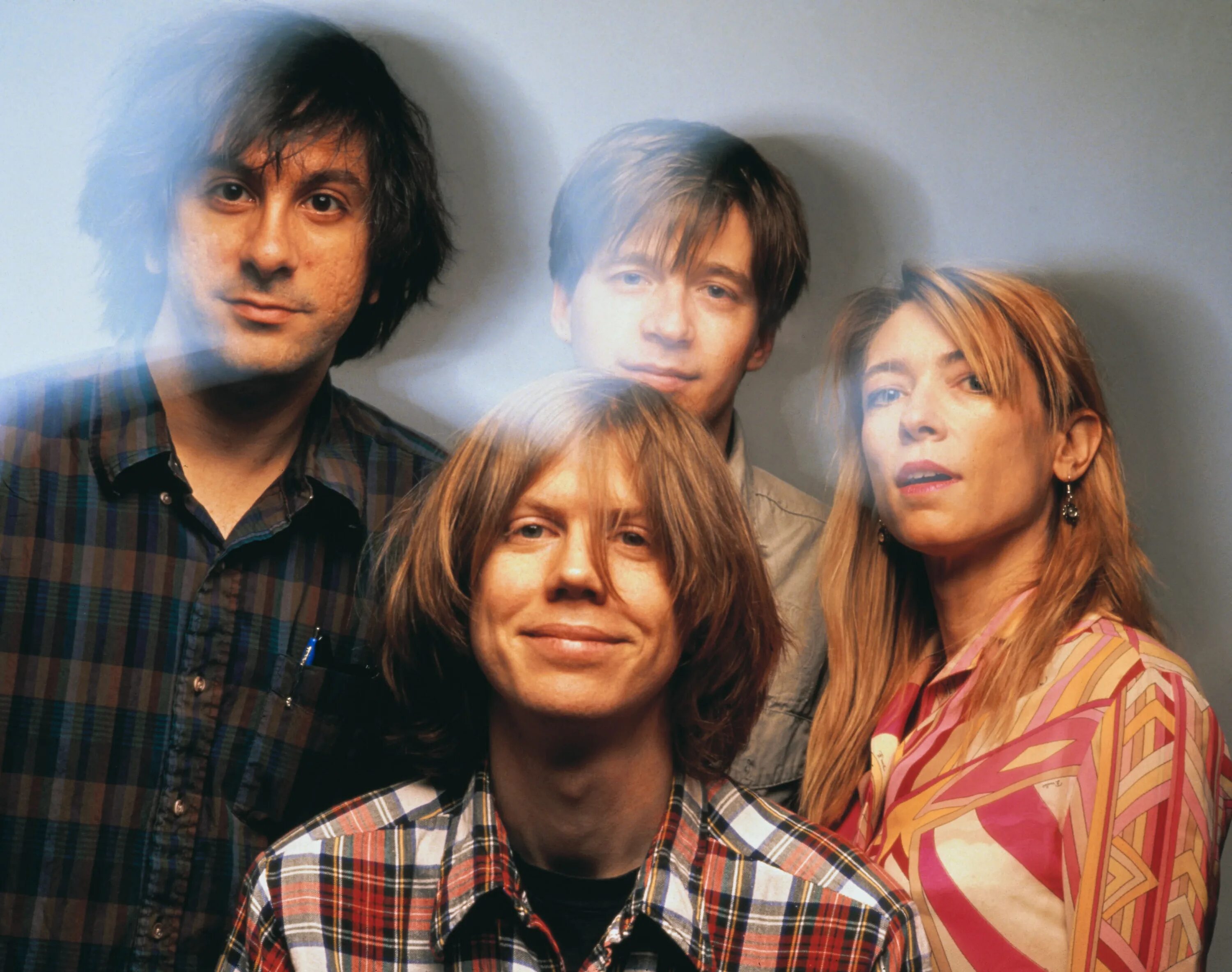 Группа sonic. Группа Sonic Youth. Sonic Youth 1981. SUNMI Youth. Группа Sonic Youth 1990.