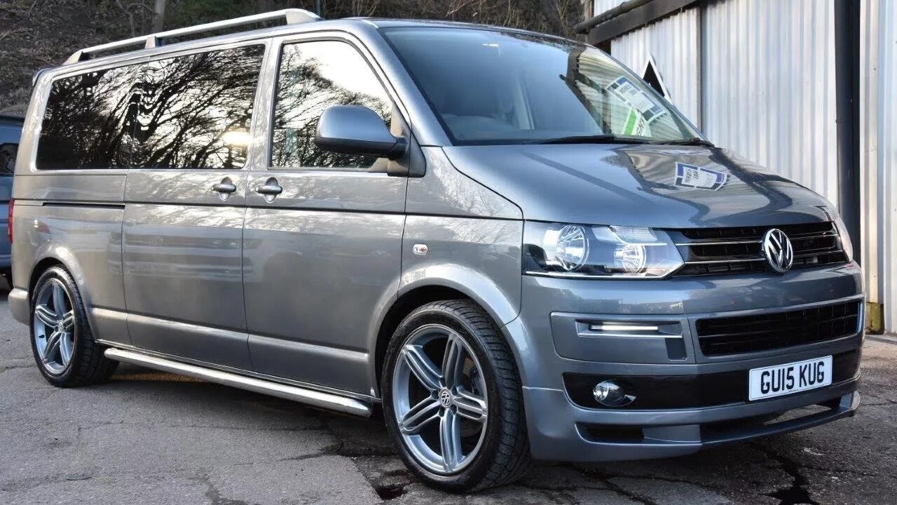 Т5 фольксваген б. VW Transporter t5 2015. VW Transporter 2015. Volkswagen Transporter t5 Рестайлинг. Фольксваген Транспортер 5 Shuttle.