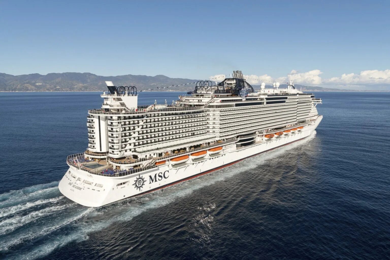 лайнер белиссимо. лайнер msc meraviglia. лайнер msc seaside. лайнер msc круиз по средиземному морю. круизный корабль msc.