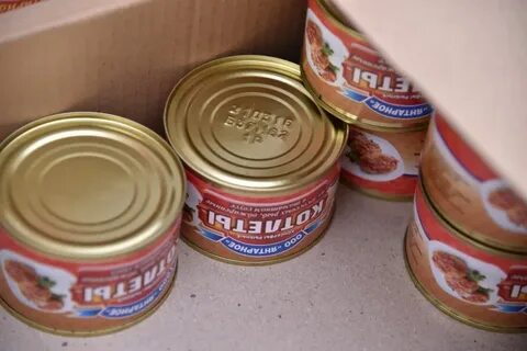 Просроченные рыбные консервы можно есть