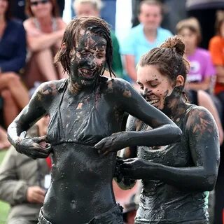 uk, girls, canon, fight, mud, wrestling, somerset, dirty, bikini, babes, mu...