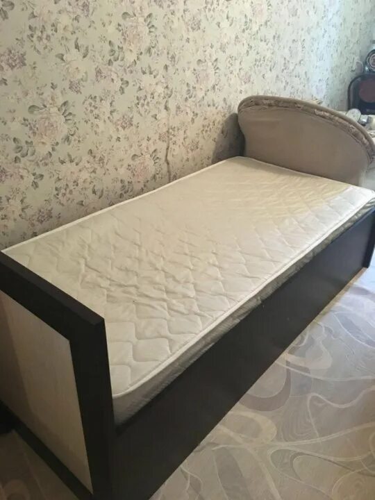 Кровать полуторка авито. Кровать полуторка Милано. Кровать полтора. Красивые кровати полуторки. Мебель кровать полуторка.