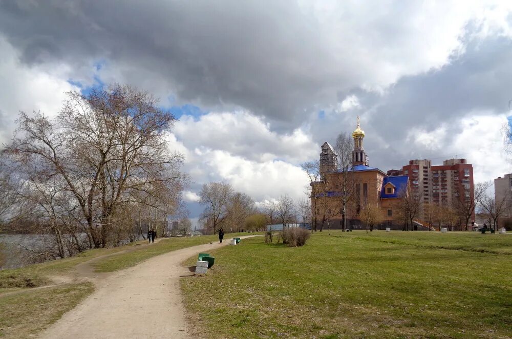 2 храма рыбацкое. 2 храма рыбацкое