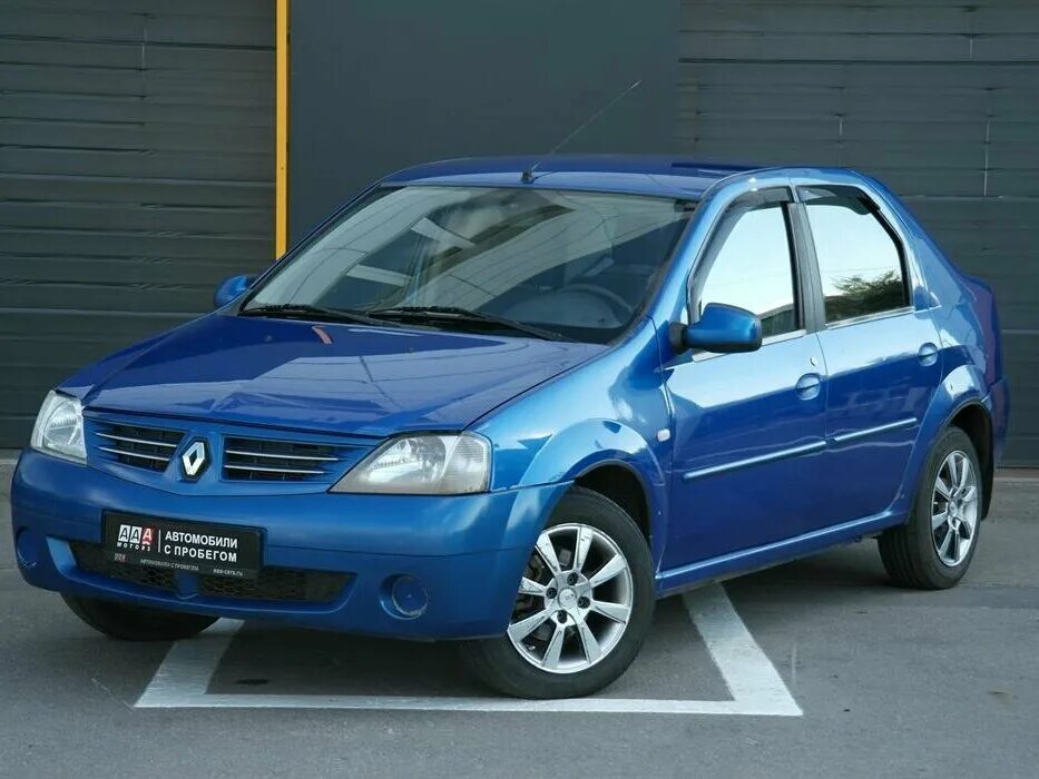 Renault logan годы выпуска. Рено Логан 1.6 2004. Рено Логан 1.6 2008. Рено Логан 2008 года 1.6. Синий Логан 1.