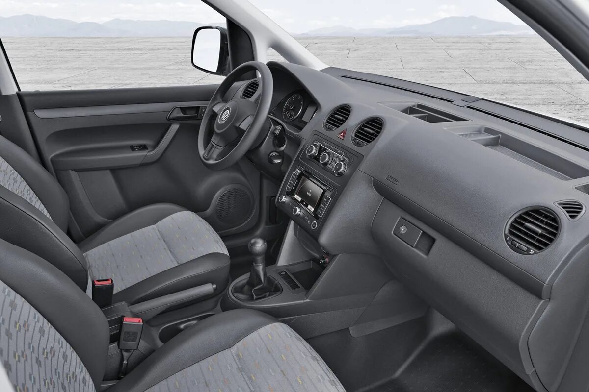 Салон кадди. Volkswagen caddy 2009 салон. Фольксваген кадди 2007 салон. Фольксваген кадди 2011 салон. Volkswagen caddy 2008 салон.