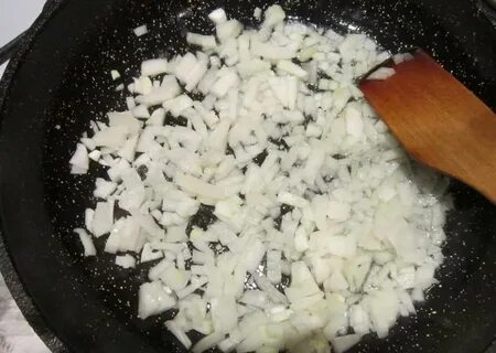 Как вкусно обжарить лук
