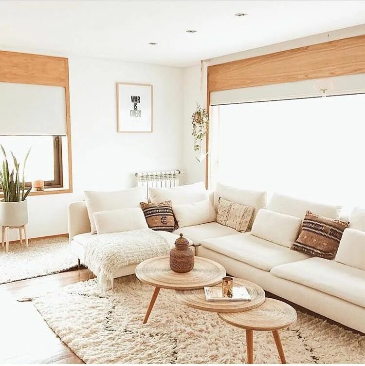 Gold home. Уютная гостиная. Необычный дизайн интерьера гостиной. Бело деревянный интерьер гостиной. Living Room.