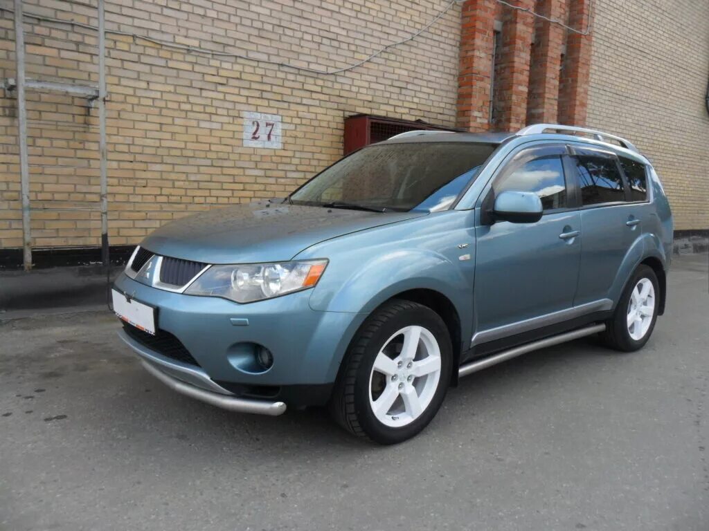 Мицубиси аутлендер 2007г. Mitsubishi Outlander XL 2007. Mitsubishi Outlander XL 3.0 2007. Mitsubishi Outlander 2007 3.0. Митсубиси Аутлендер ХЛ 2007.