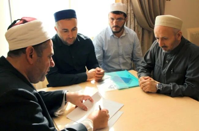 Диу. Диу дагестанский исламский университет. ректор аль азхар. дагестанский исламский университет имени шейха мухаммад-арифа. ректор диу юсуф абдулмуслимов.