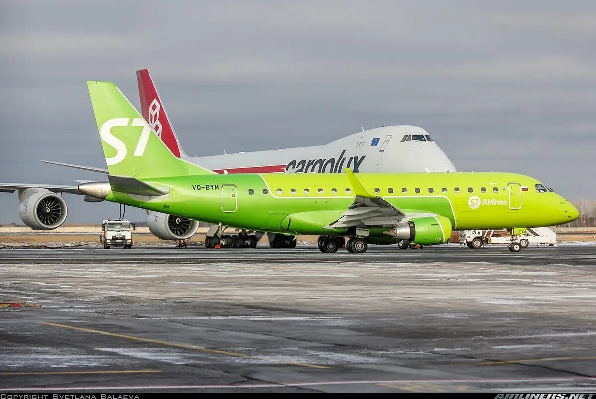 Эмбраер 170. Эмбраер 170 s7. Embraer 170 s7 Новосибирск. Embraer 170 в Толмачево. Embraer 170 s7