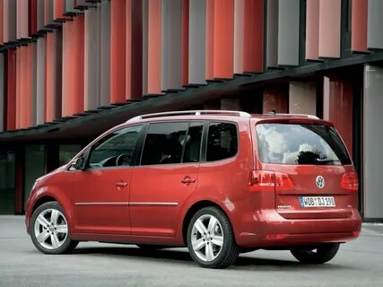 Машина volkswagen touran